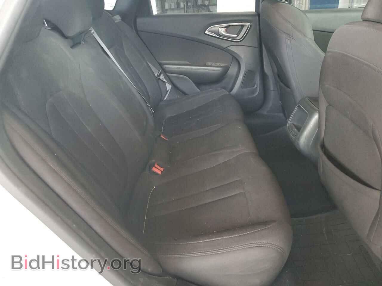 2015 CHRYSLER 200 - VIN: 1C3CCCAB5FN716172 - Фото 10