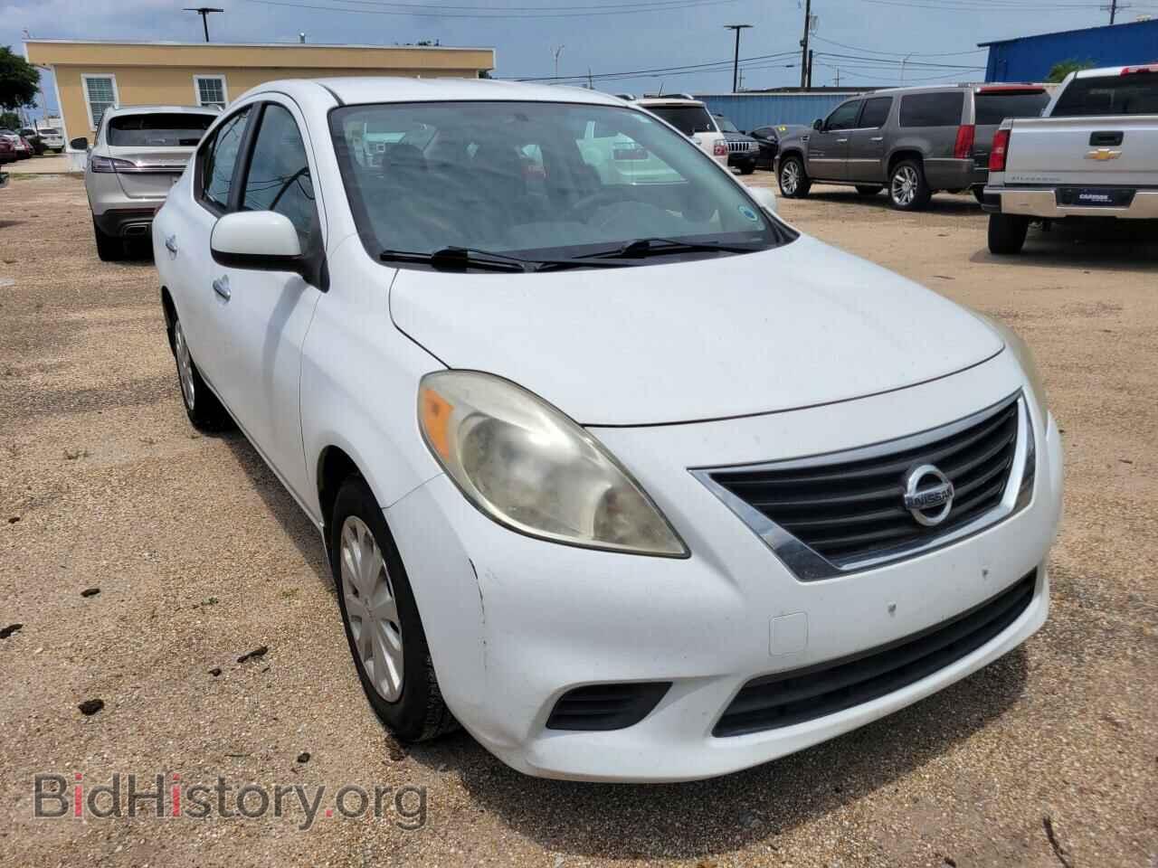 2013 NISSAN VERSA - VIN: 3N1CN7AP1DL879684 - Фото 2