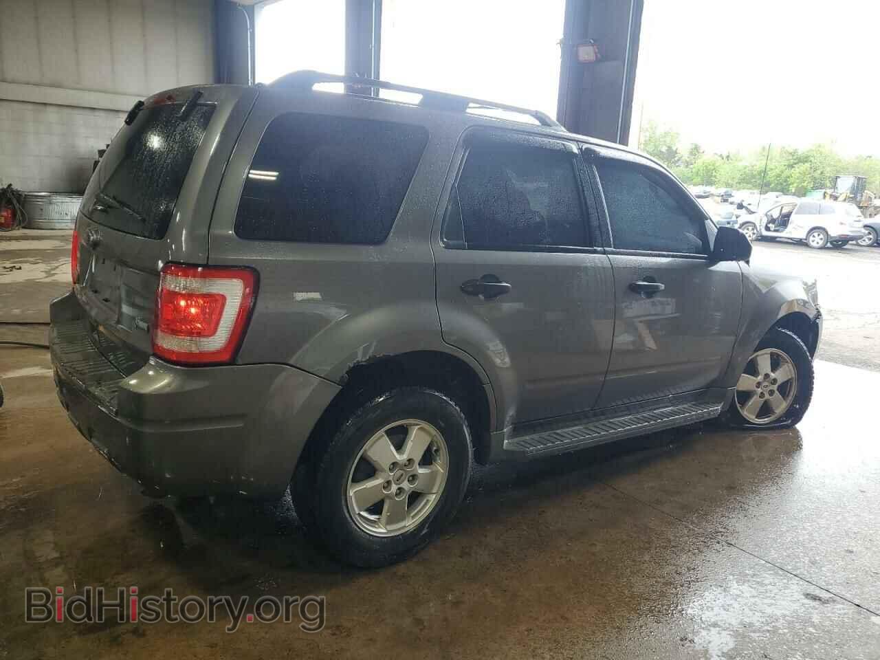 2011 FORD ESCAPE - VIN: 1FMCU9DG7BKA75553 - Фото 3