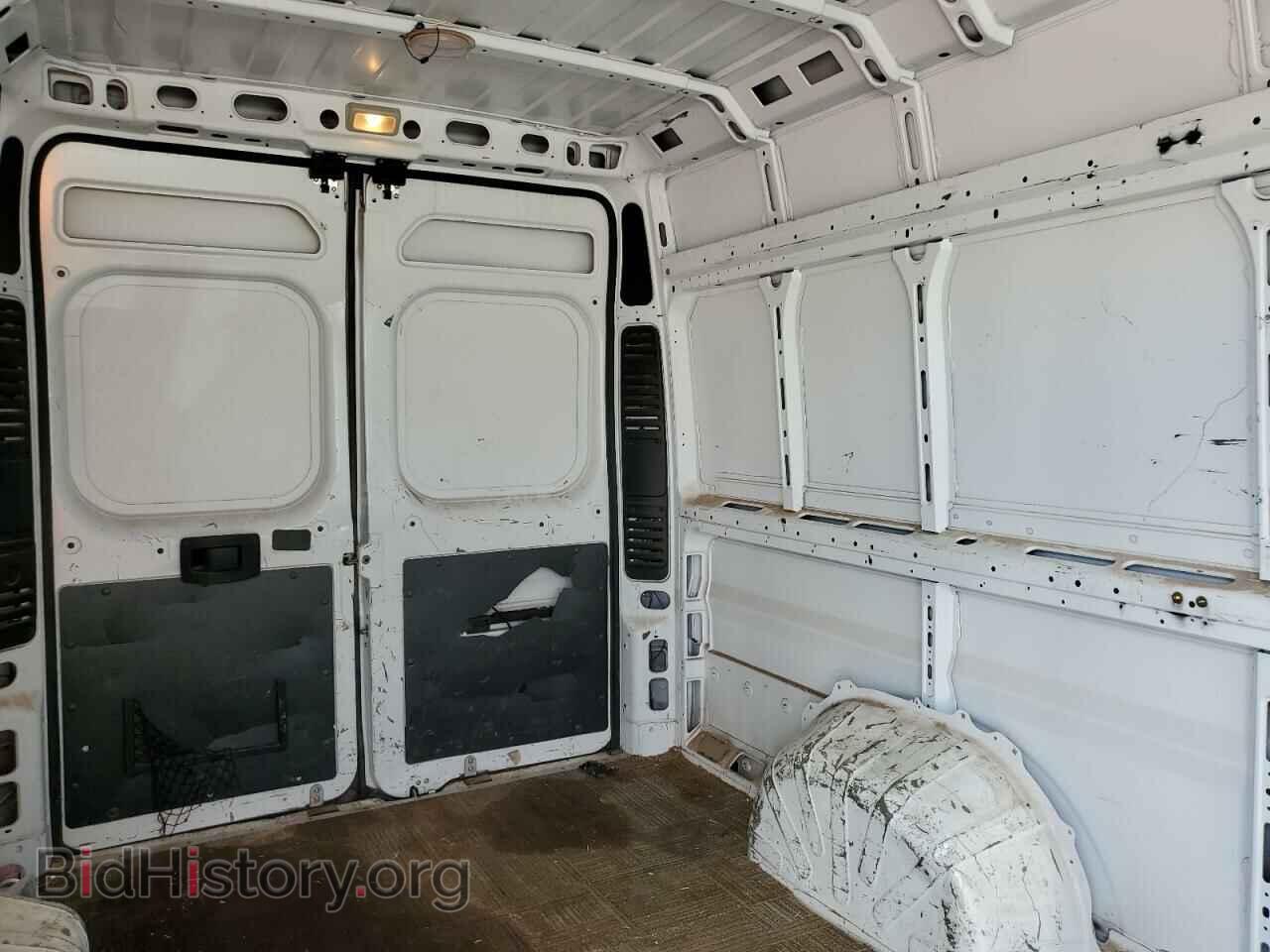 2020 RAM All Models - VIN: 3C6URVJG8LE138159 - Фото 10