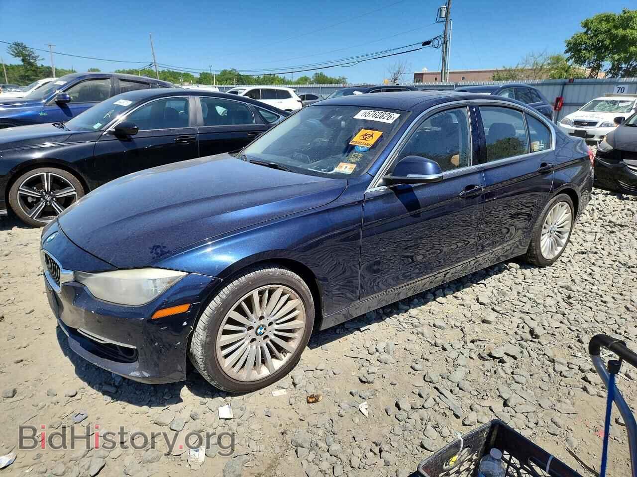 Photo WBA3A5C58CF341837 - BMW 3 SERIES 2012