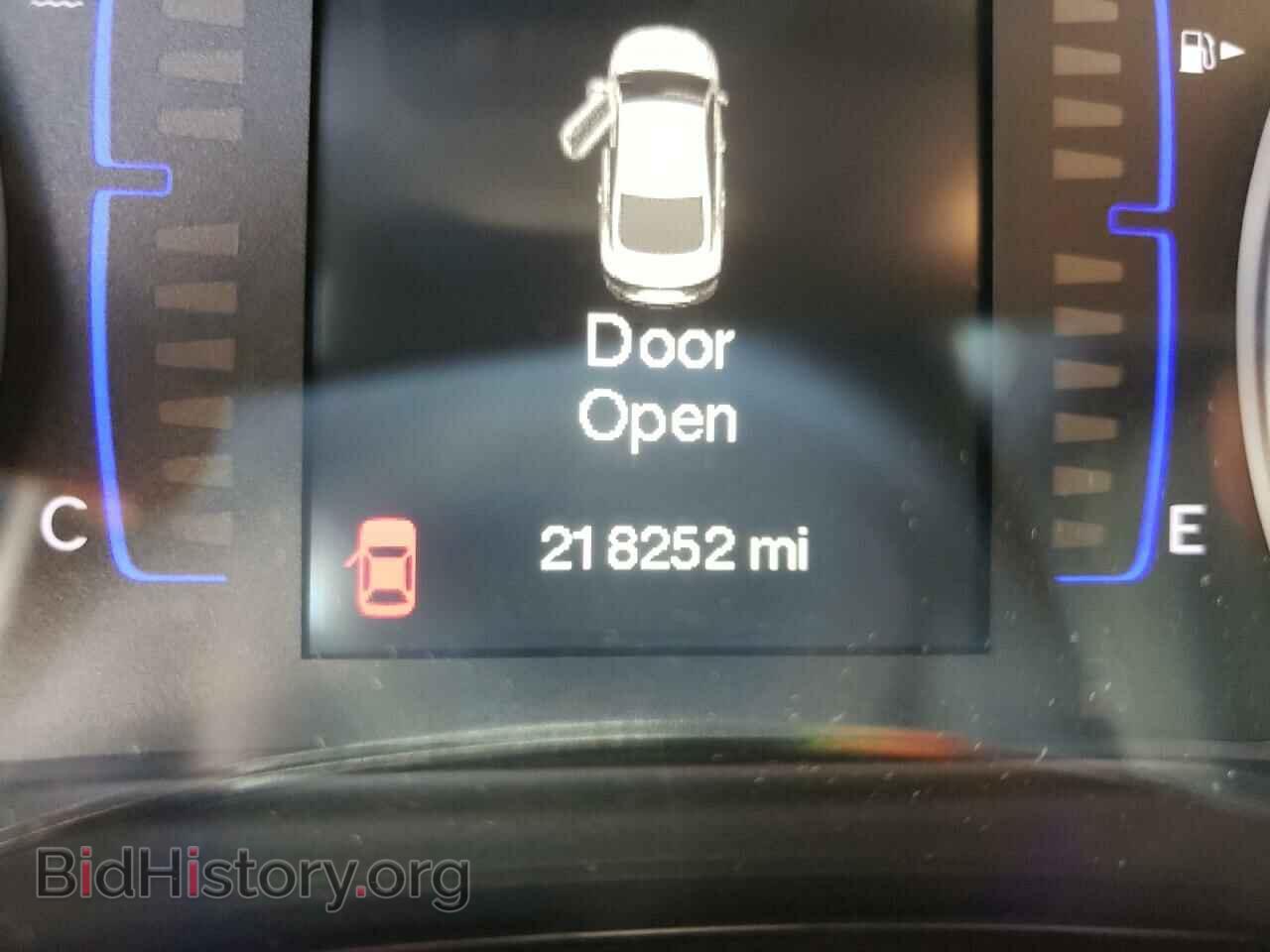 2015 CHRYSLER 200 - VIN: 1C3CCCDG1FN530328 - Фото 8