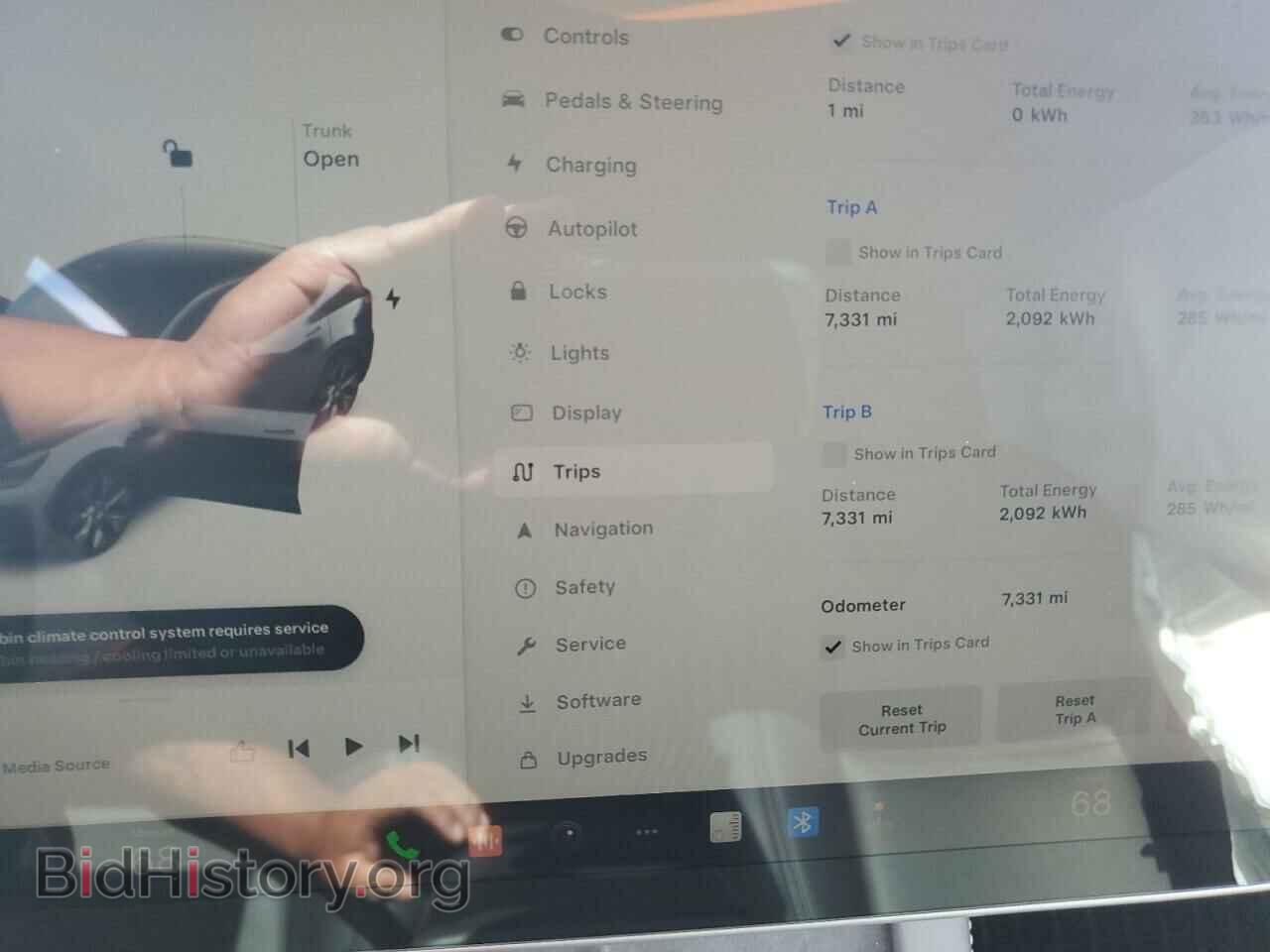 2023 TESLA MODEL Y - VIN: 7SAYGDEEXPF591429 - Photo 9