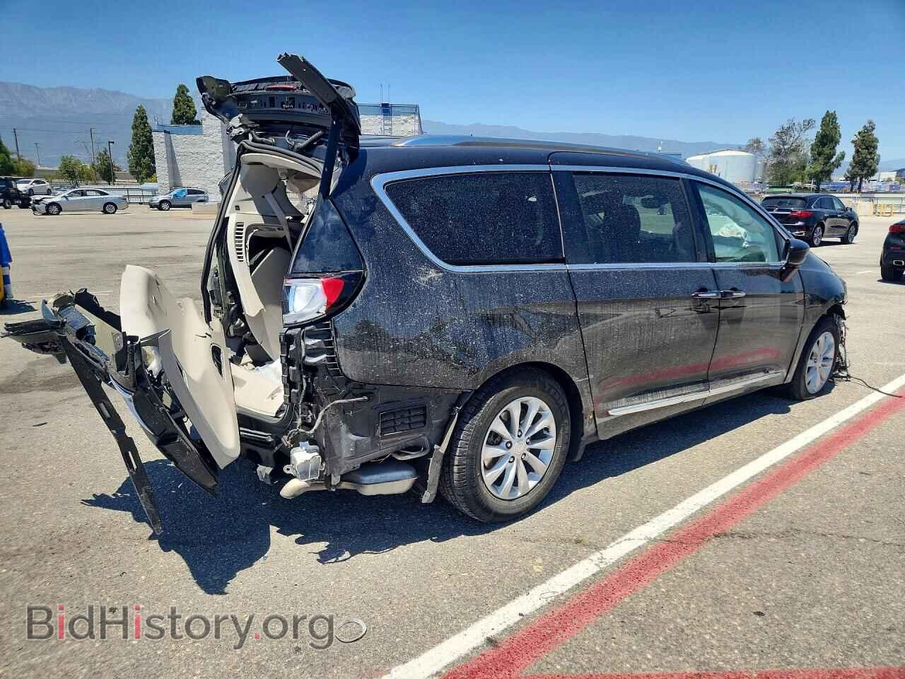 2019 CHRYSLER PACIFICA - VIN: 2C4RC1BGXKR665463 - Photo 3