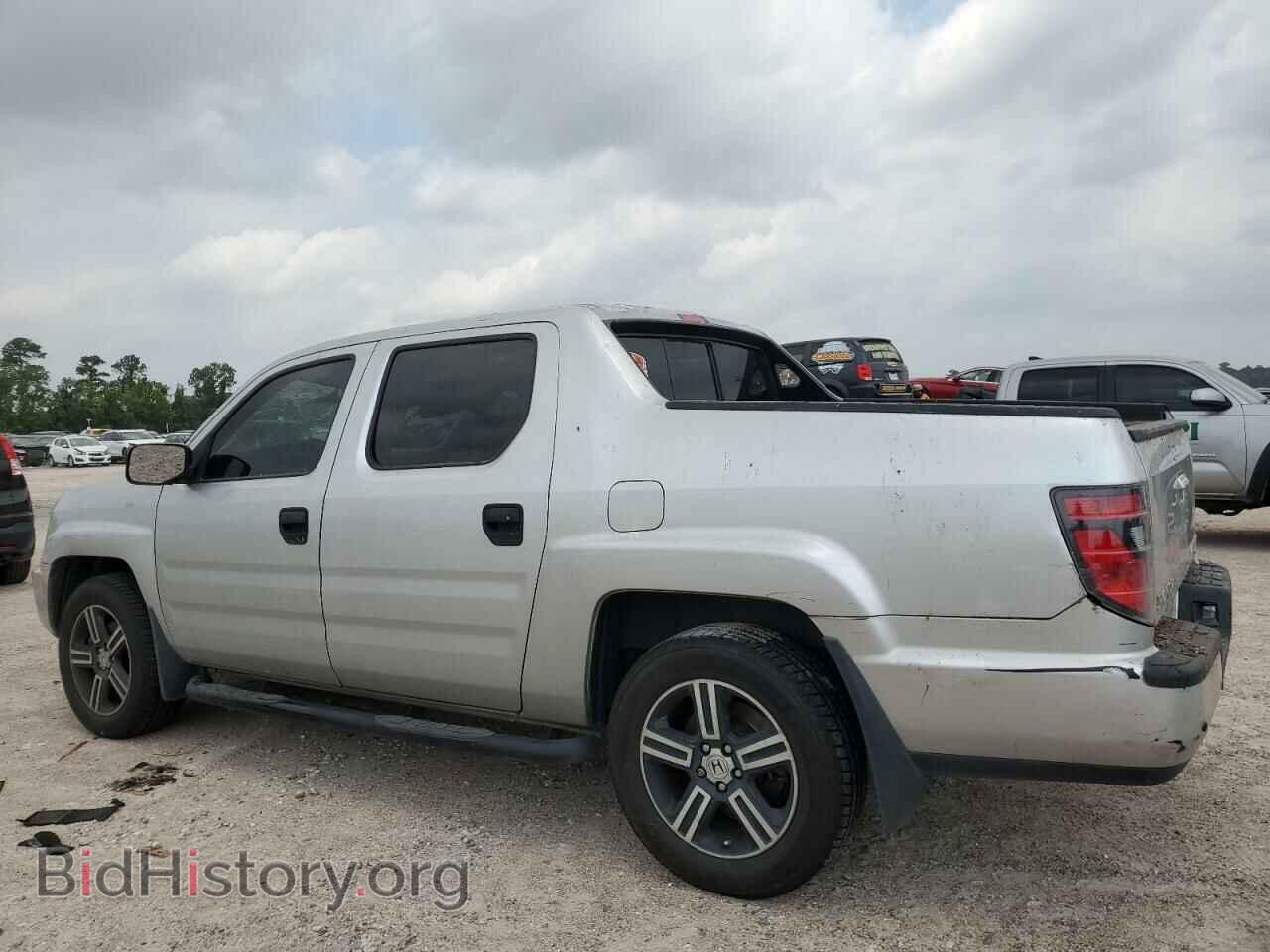 2013 HONDA RIDGELINE - VIN: 5FPYK1F76DB013521 - Фото 2