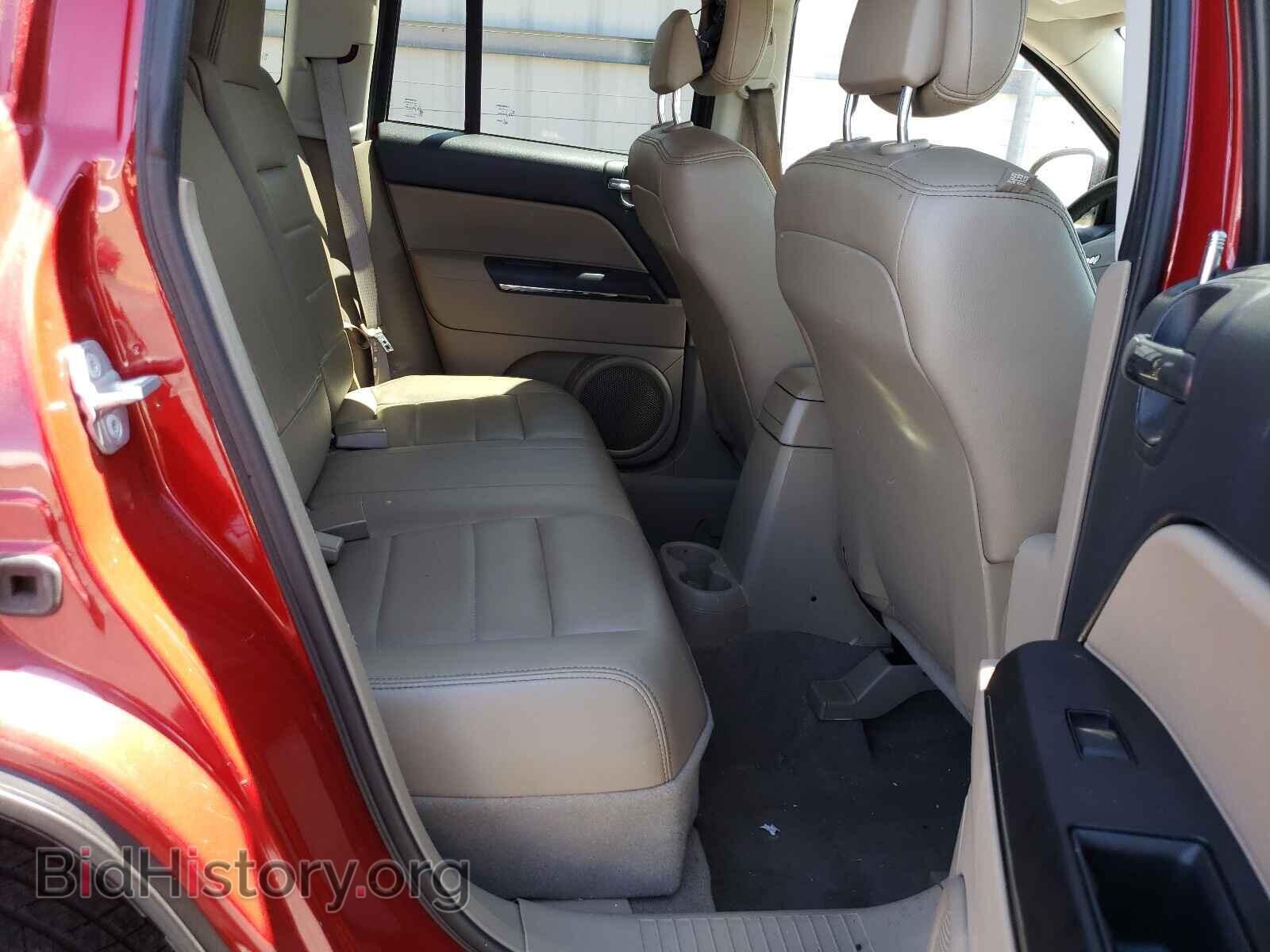 2010 JEEP COMPASS - VIN: 1J4NF5FB3AD502077 - Фото 6