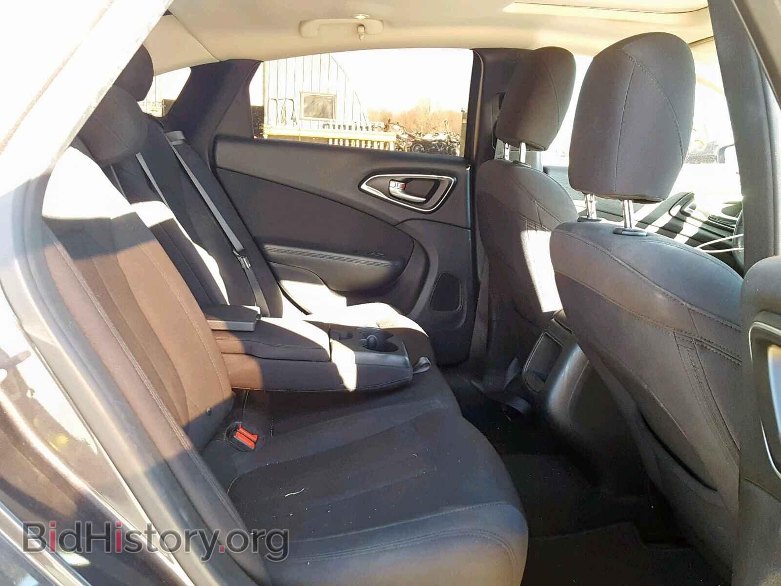 2015 CHRYSLER 200 - VIN: 1C3CCCAB9FN707748 - Photo 6