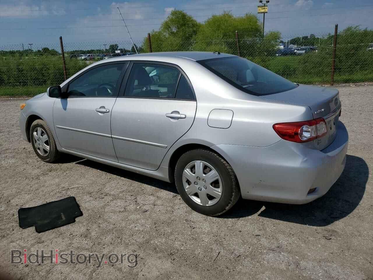 2011 TOYOTA COROLLA - VIN: 2T1BU4EE5BC637807 - Фото 2