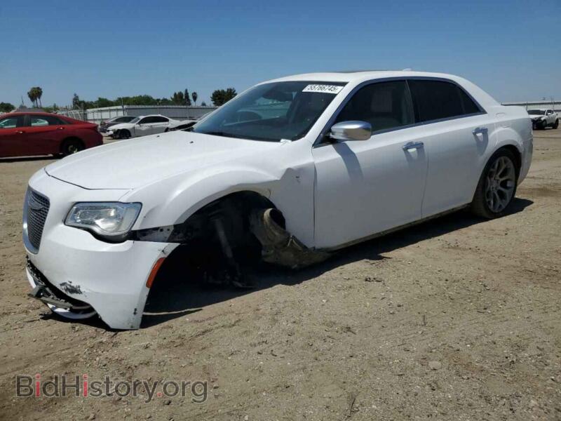 2016 Chrysler 300 Platinum (VIN 2C3CCAPT6GH261444) — фото 1 из 14, Copart, повреждение: передняя часть