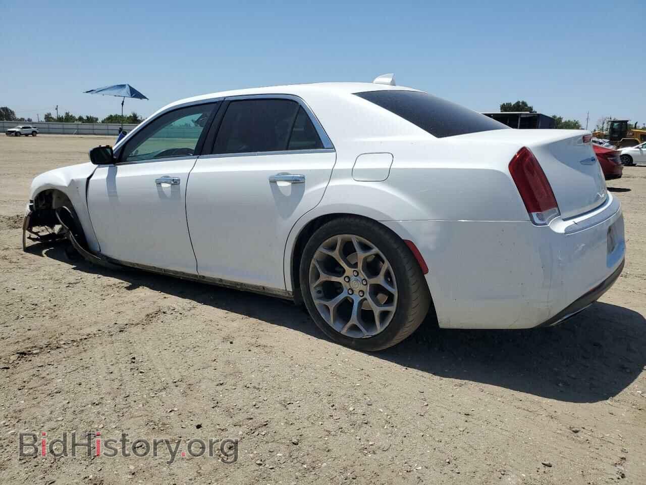 2016 CHRYSLER 300 - VIN: 2C3CCAPT6GH261444 - Фото 2