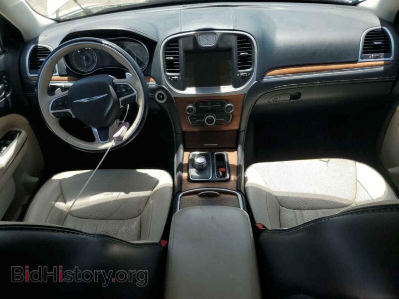 2016 Chrysler 300 (VIN 2C3CCAPT6GH261444) — фото 8 из 14