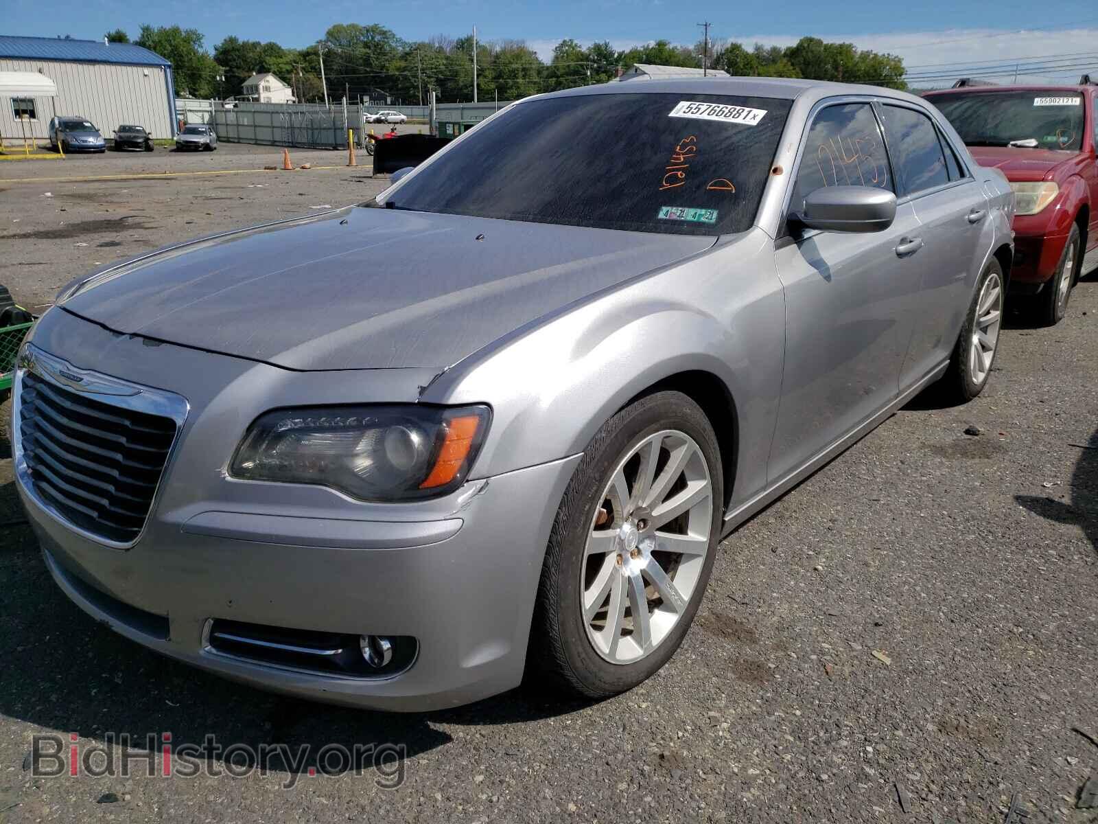 2014 CHRYSLER 300 - VIN: 2C3CCABG8EH179173 - Фото 2