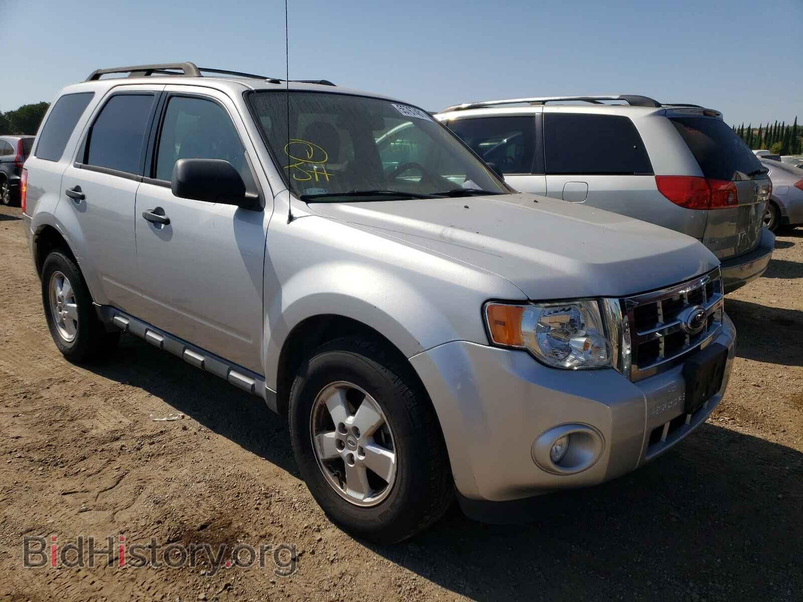 Фотография 1FMCU0DG3CKC19001 - FORD ESCAPE 2012