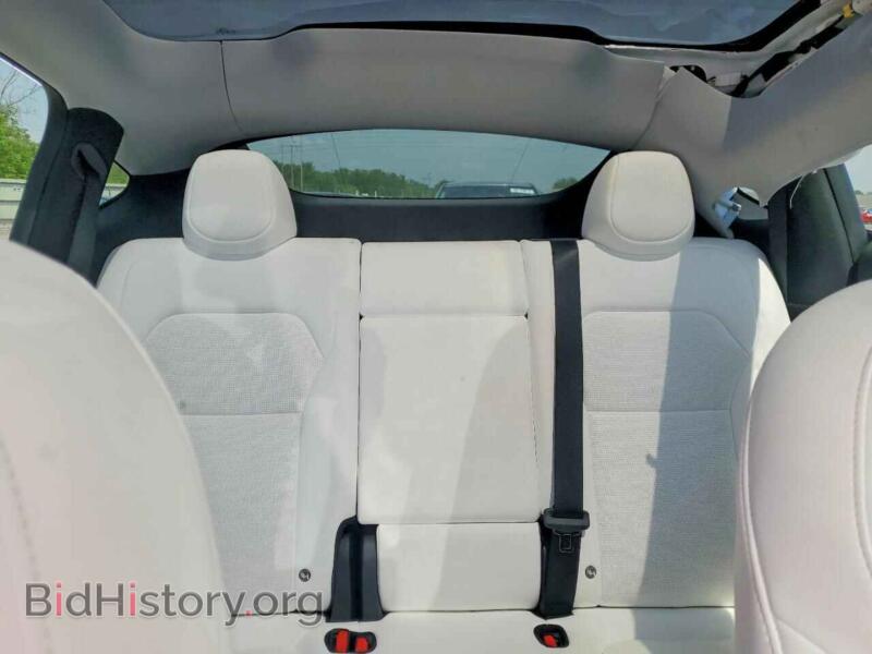 2026 Tesla MODEL Y (VIN 7SAYGDEE0TF551113) — photo 10 of 14