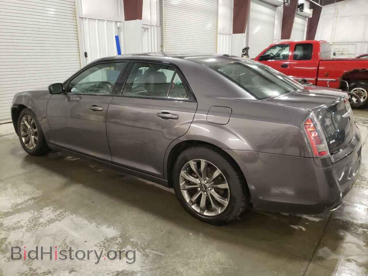 2014 CHRYSLER 300 - VIN: 2C3CCAGG9EH331440 - Photo 2