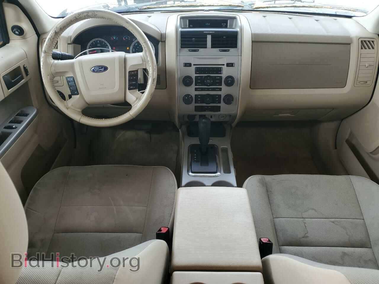 2011 FORD ESCAPE - VIN: 1FMCU9DG9BKC11164 - Фото 8