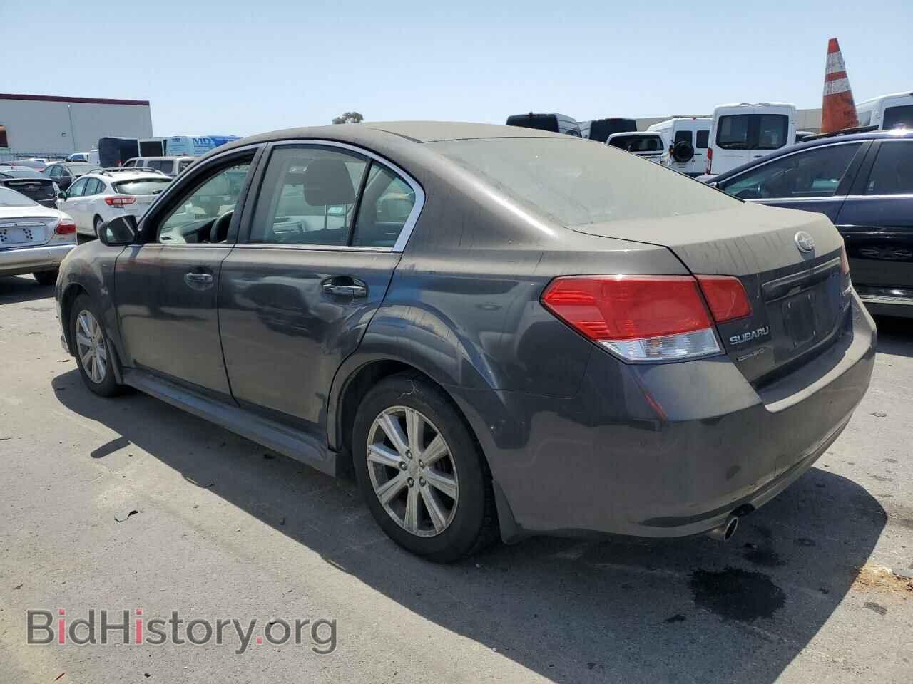 2011 SUBARU LEGACY - VIN: 4S3BMBA67B3243866 - Фото 2