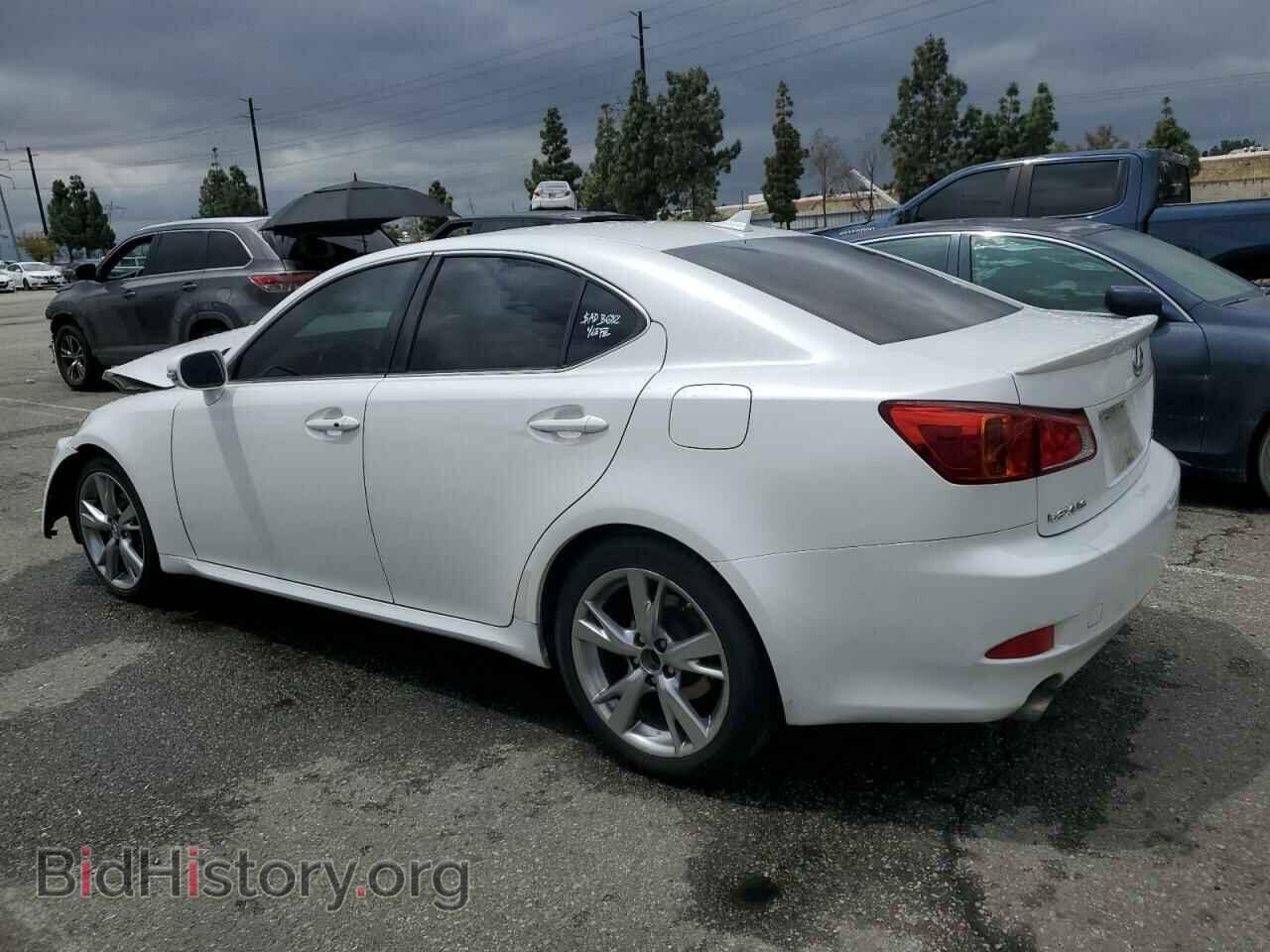 2010 LEXUS IS - VIN: JTHBF5C20A5125178 - Photo 2