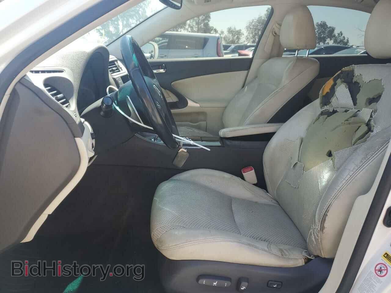 2010 LEXUS IS - VIN: JTHBF5C20A5125178 - Photo 7