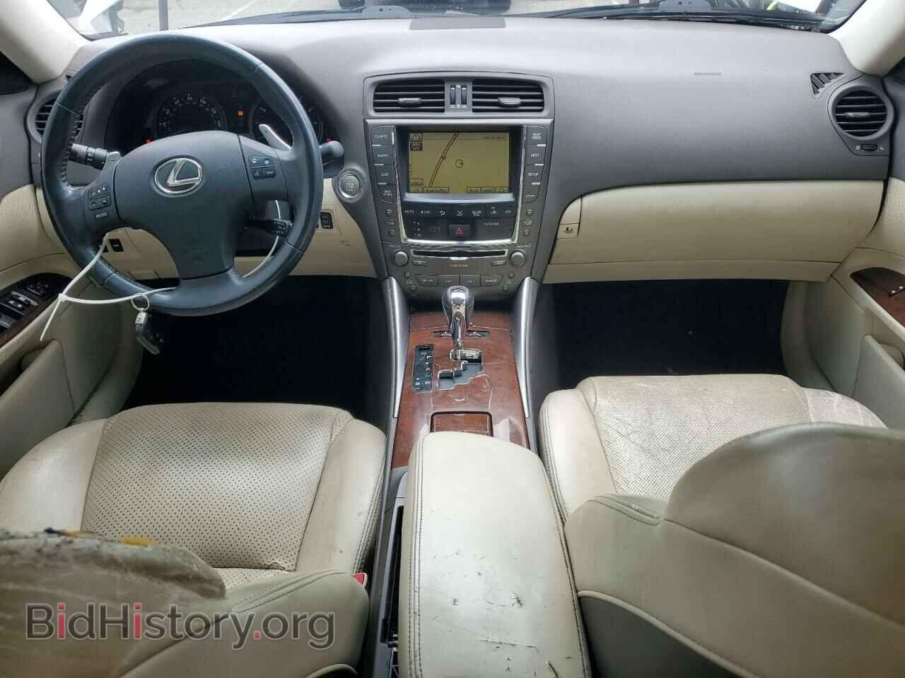 2010 LEXUS IS - VIN: JTHBF5C20A5125178 - Photo 8