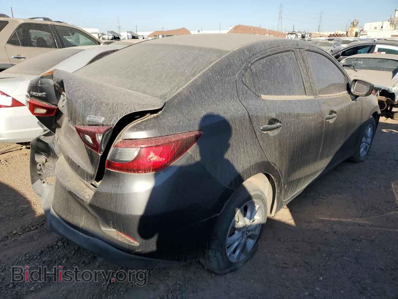2019 MAZDA 2 - VIN: 3MDDJBTV4KM308793 - Photo 3