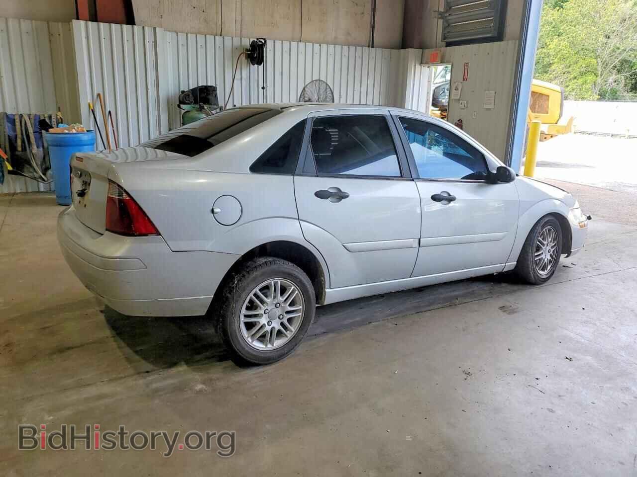 2007 FORD FOCUS - VIN: 1FAFP34N97W206900 - Фото 3