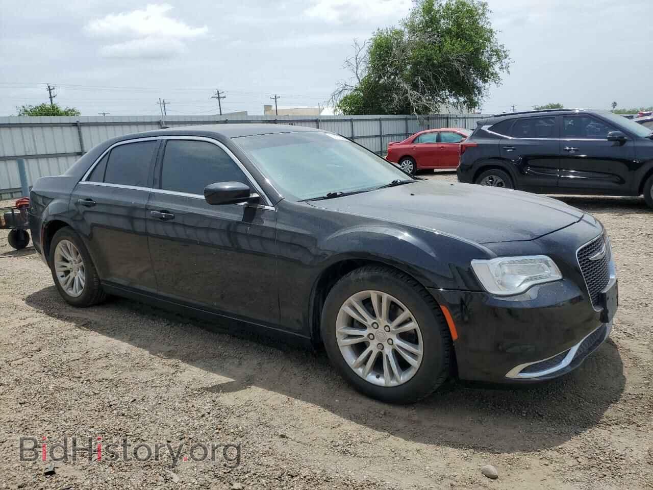 2016 CHRYSLER 300 - VIN: 2C3CCAAGXGH343611 - Фото 4