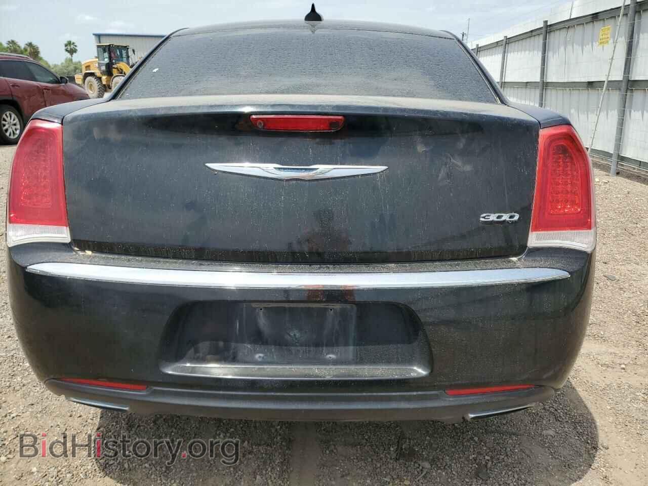2016 CHRYSLER 300 - VIN: 2C3CCAAGXGH343611 - Фото 6