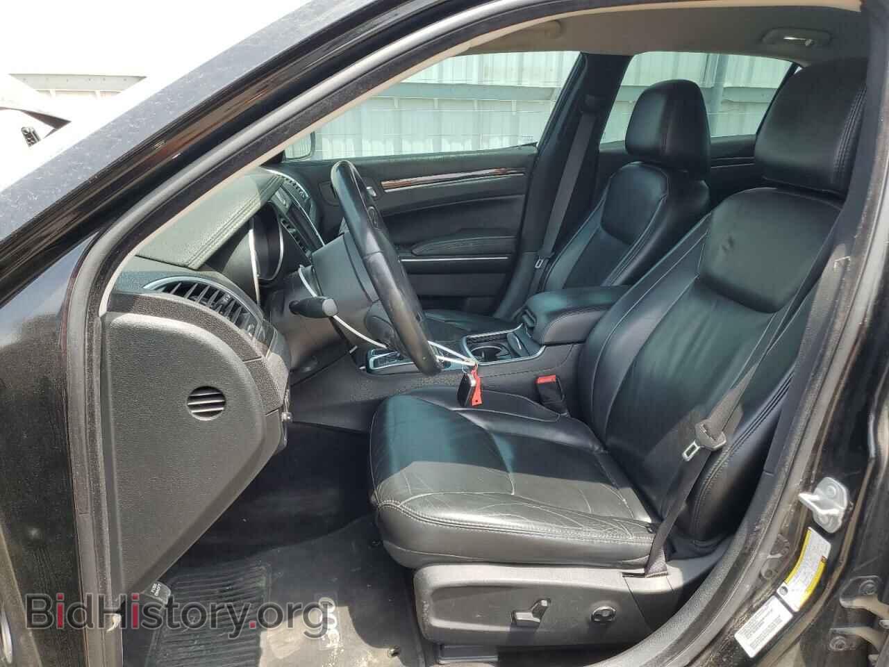 2016 CHRYSLER 300 - VIN: 2C3CCAAGXGH343611 - Фото 7