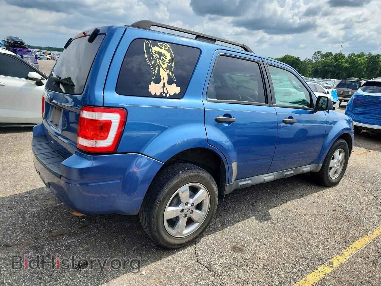 2010 FORD ESCAPE - VIN: 1FMCU0D70AKB00920 - Фото 3