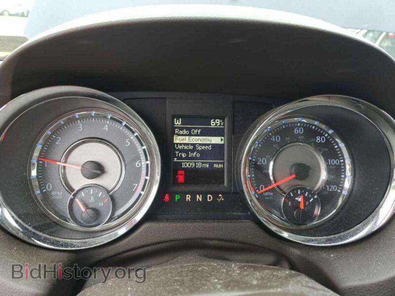 2014 Chrysler MINIVAN (VIN 2C4RC1CG7ER204241) — photo 9 of 13