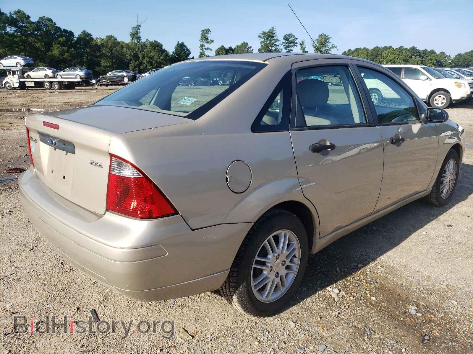 2006 FORD FOCUS - VIN: 1FAFP34N26W122965 - Фото 4