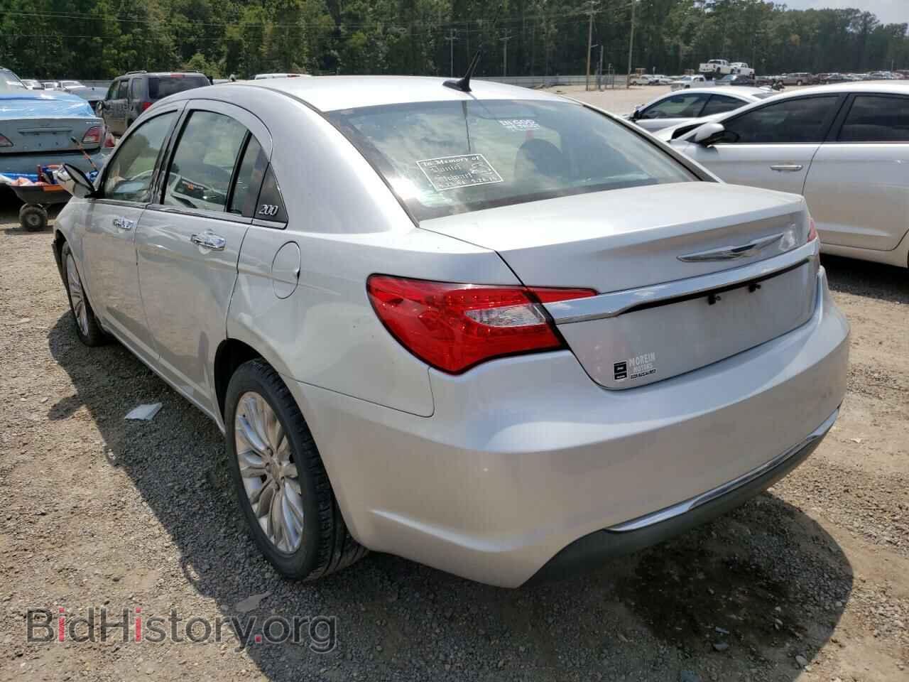 2011 CHRYSLER 200 - VIN: 1C3BC2FB4BN551238 - Photo 3
