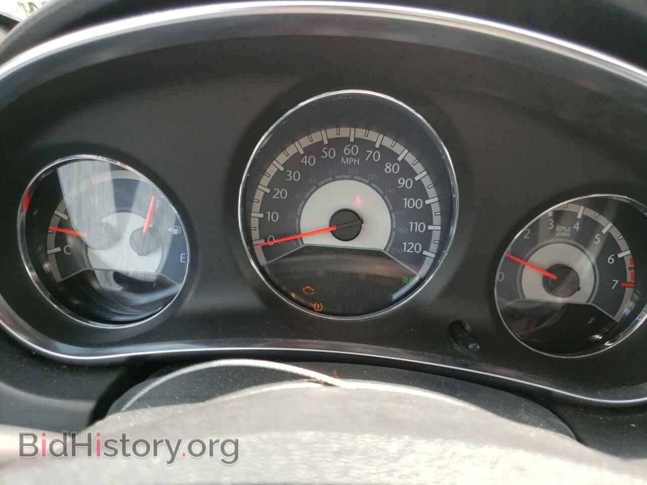 2011 CHRYSLER 200 - VIN: 1C3BC2FB4BN551238 - Photo 8