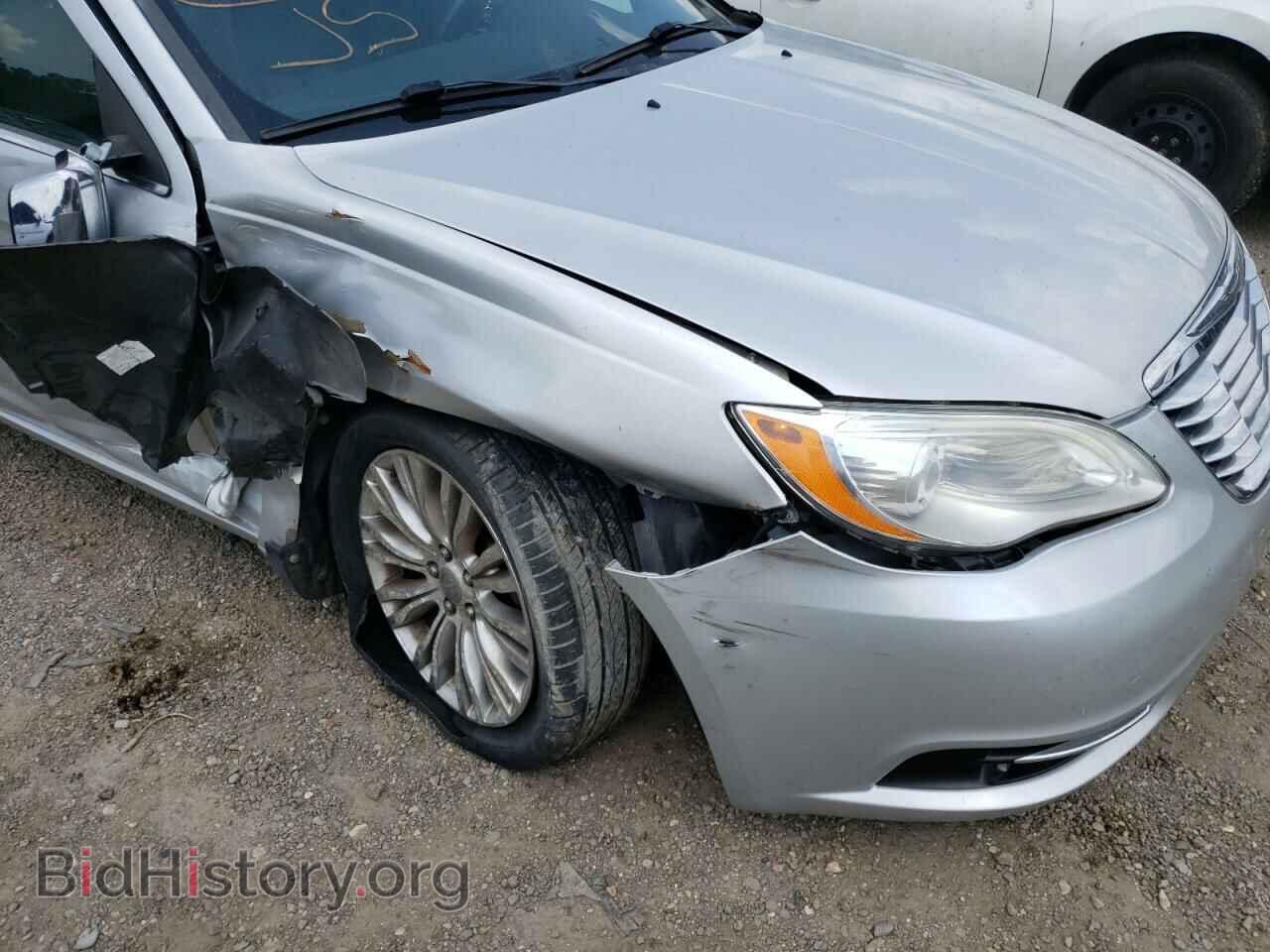 2011 CHRYSLER 200 - VIN: 1C3BC2FB4BN551238 - Photo 9