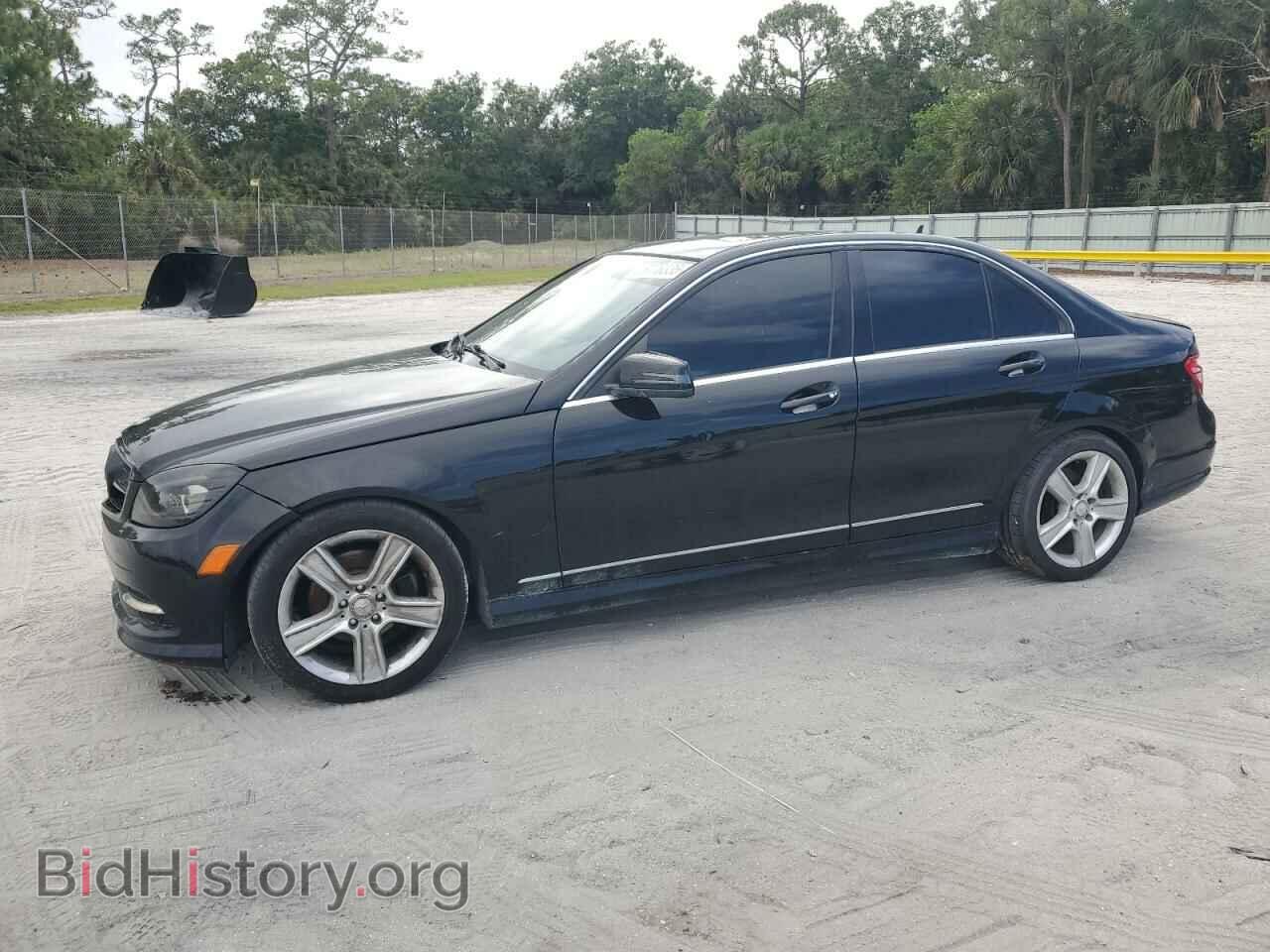 Photo WDDGF8BB5BR169039 - MERCEDES-BENZ C-CLASS 2011
