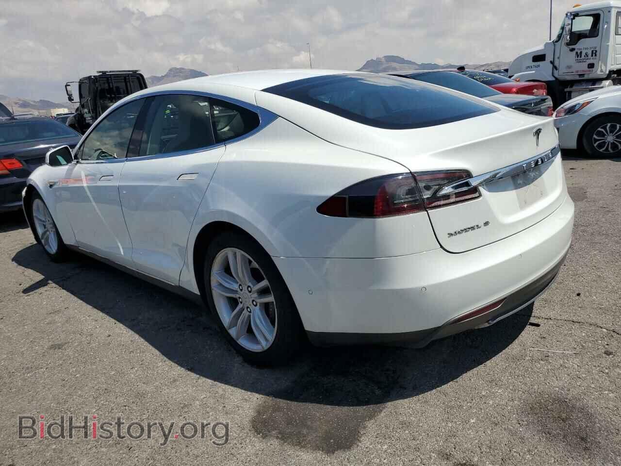 2015 TESLA MODEL S - VIN: 5YJSA1E11FF113978 - Фото 2