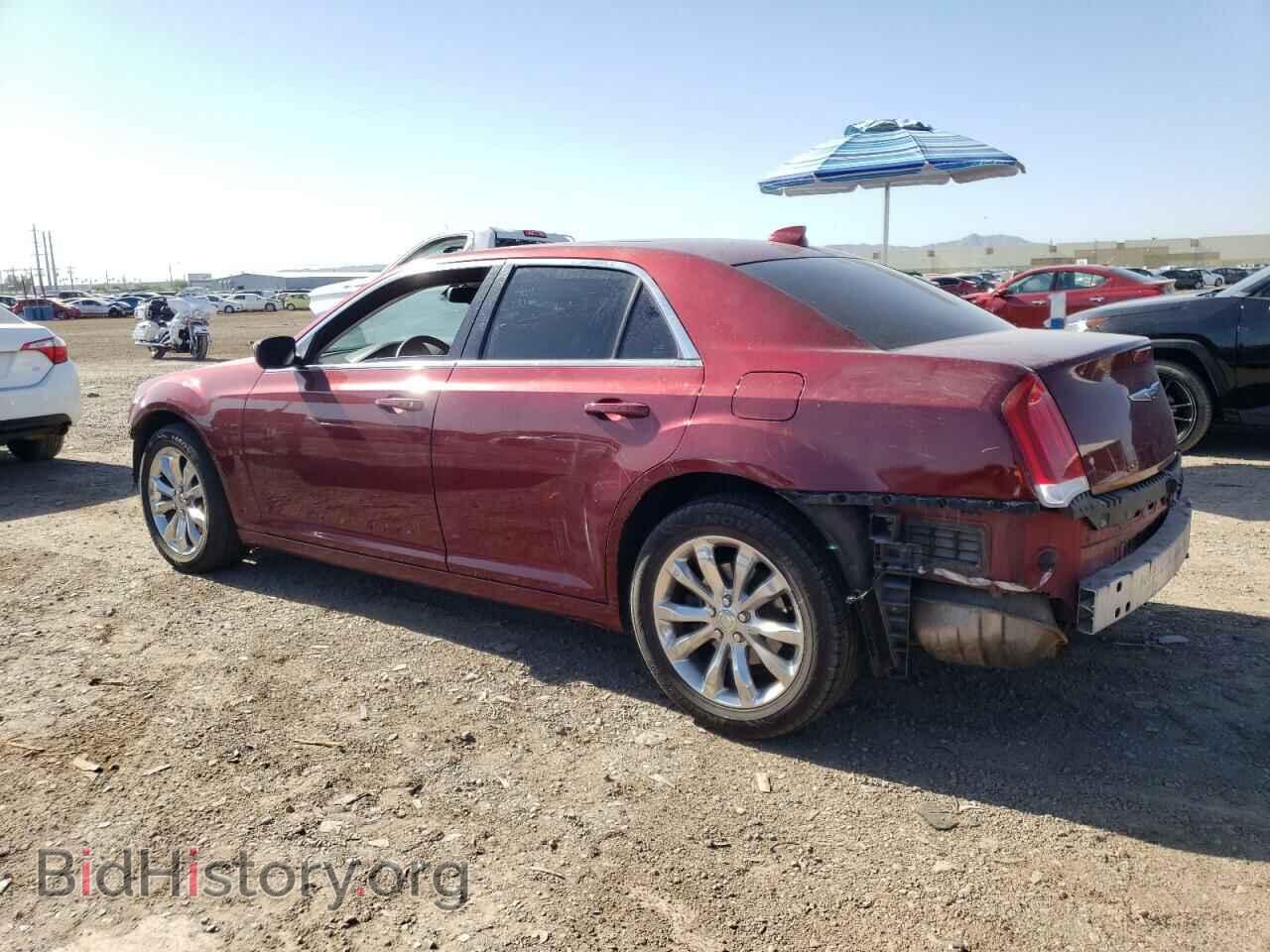 2015 CHRYSLER 300 - VIN: 2C3CCARG0FH923307 - Фото 2