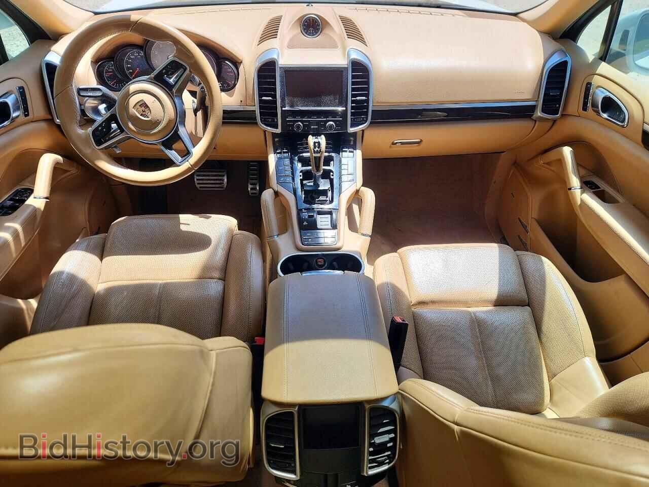 2016 PORSCHE CAYENNE - VIN: WP1AB2A22GLA95260 - Photo 8