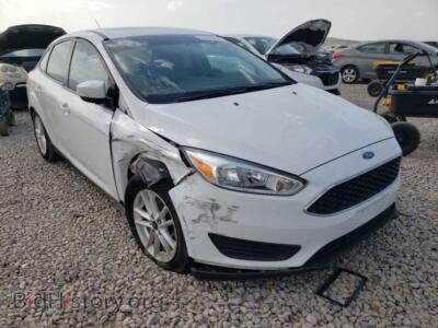 2016 Ford FOCUS Focus SE, white — VIN 1FADP3F26GL294171, Copart