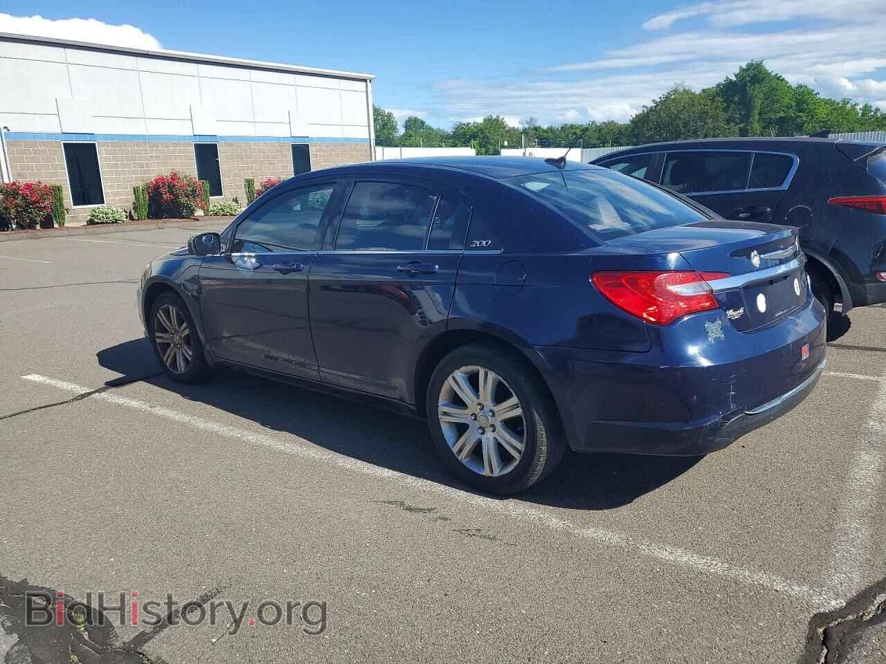 2013 CHRYSLER 200 - VIN: 1C3CCBBB1DN764161 - Photo 2