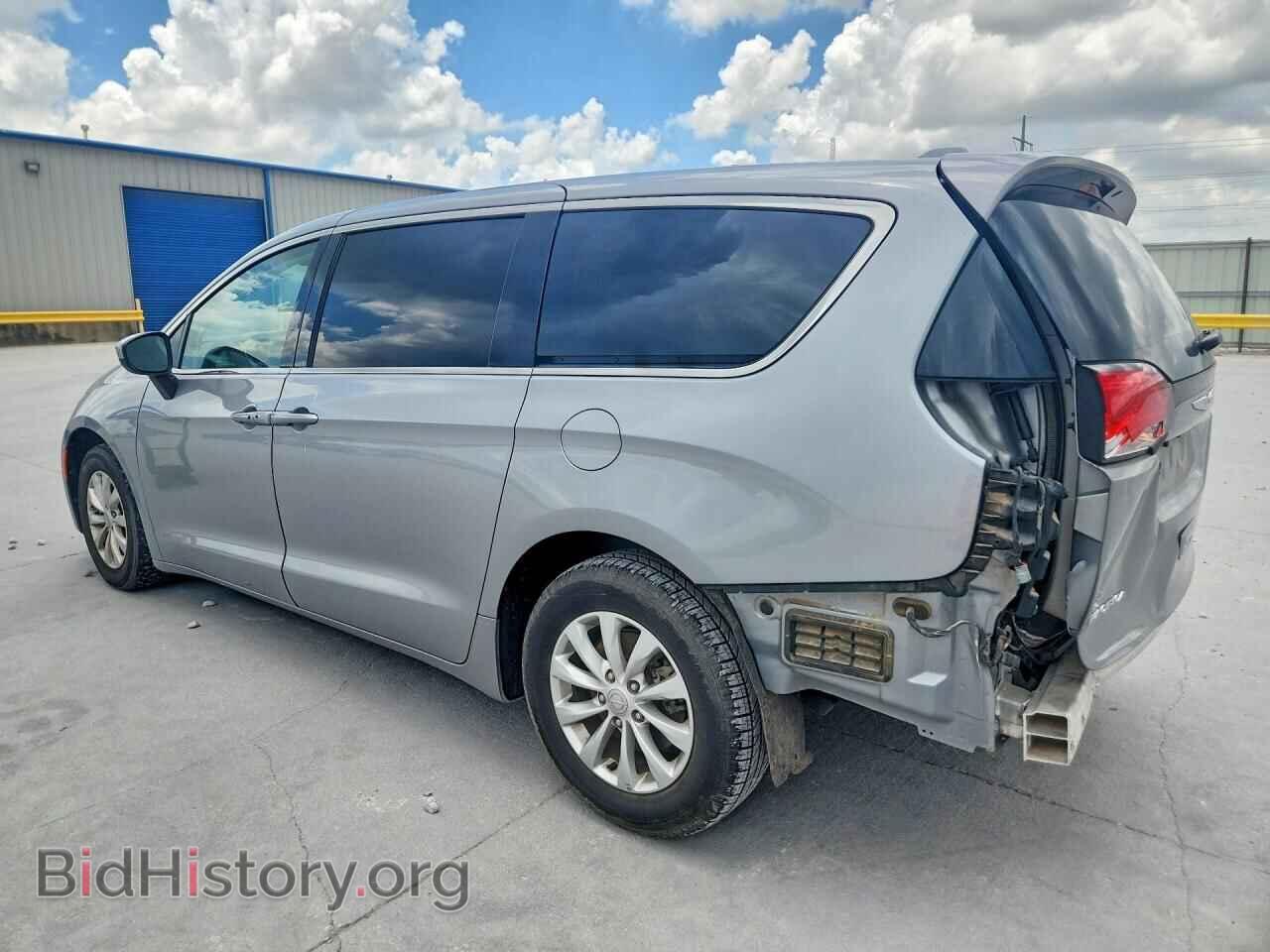 2019 CHRYSLER PACIFICA - VIN: 2C4RC1CG9KR720676 - Photo 2