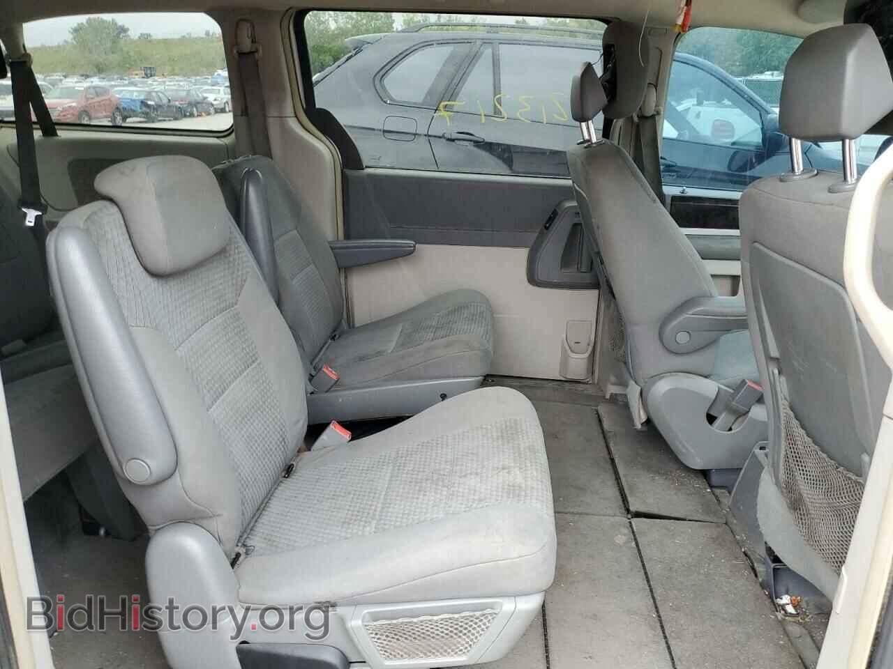 2010 DODGE CARAVAN - VIN: 2D4RN5D12AR459582 - Фото 6