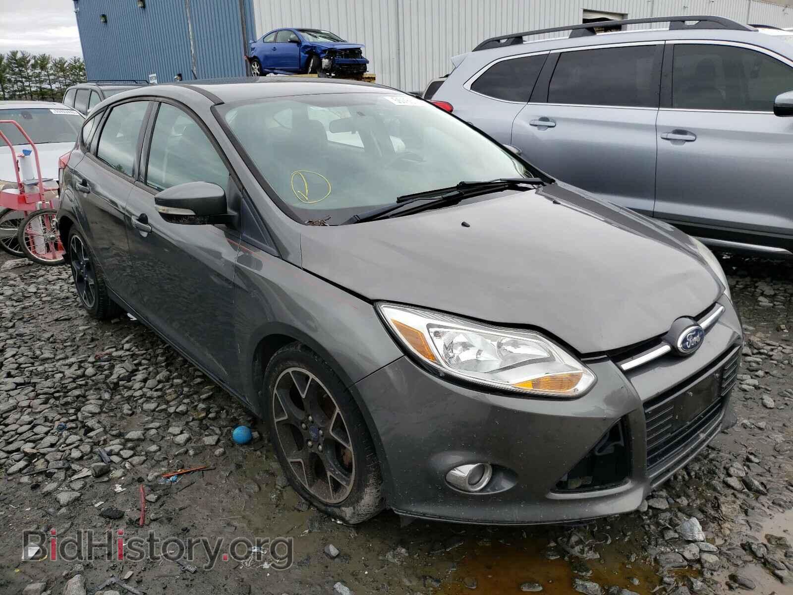 Photo 1FAHP3K29CL390555 - FORD FOCUS 2012