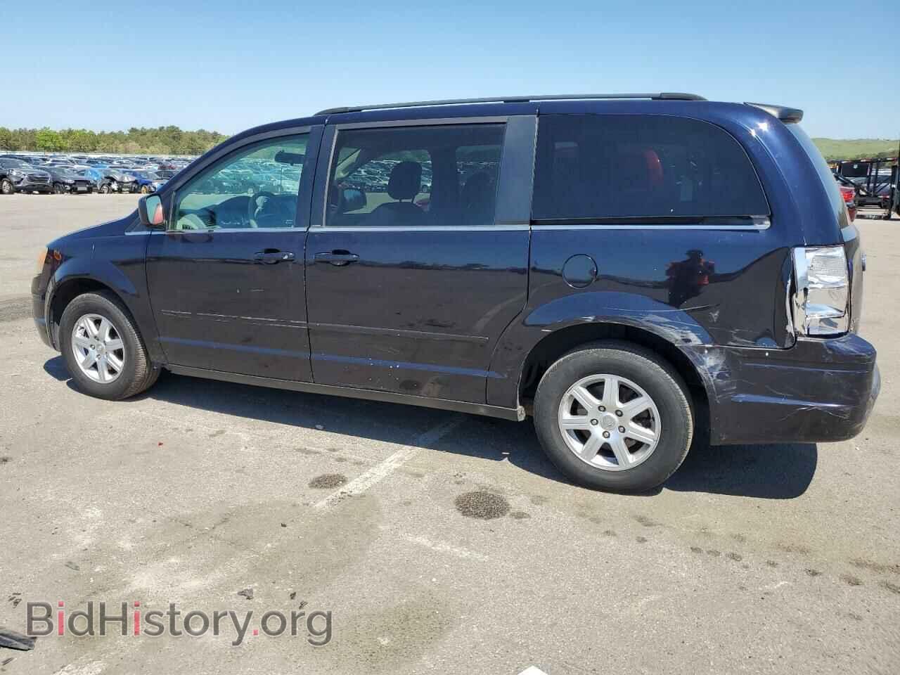 2010 CHRYSLER MINIVAN - VIN: 2A4RR2D13AR338389 - Фото 2