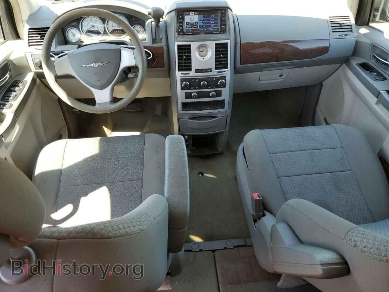 2010 CHRYSLER MINIVAN - VIN: 2A4RR2D13AR338389 - Фото 8