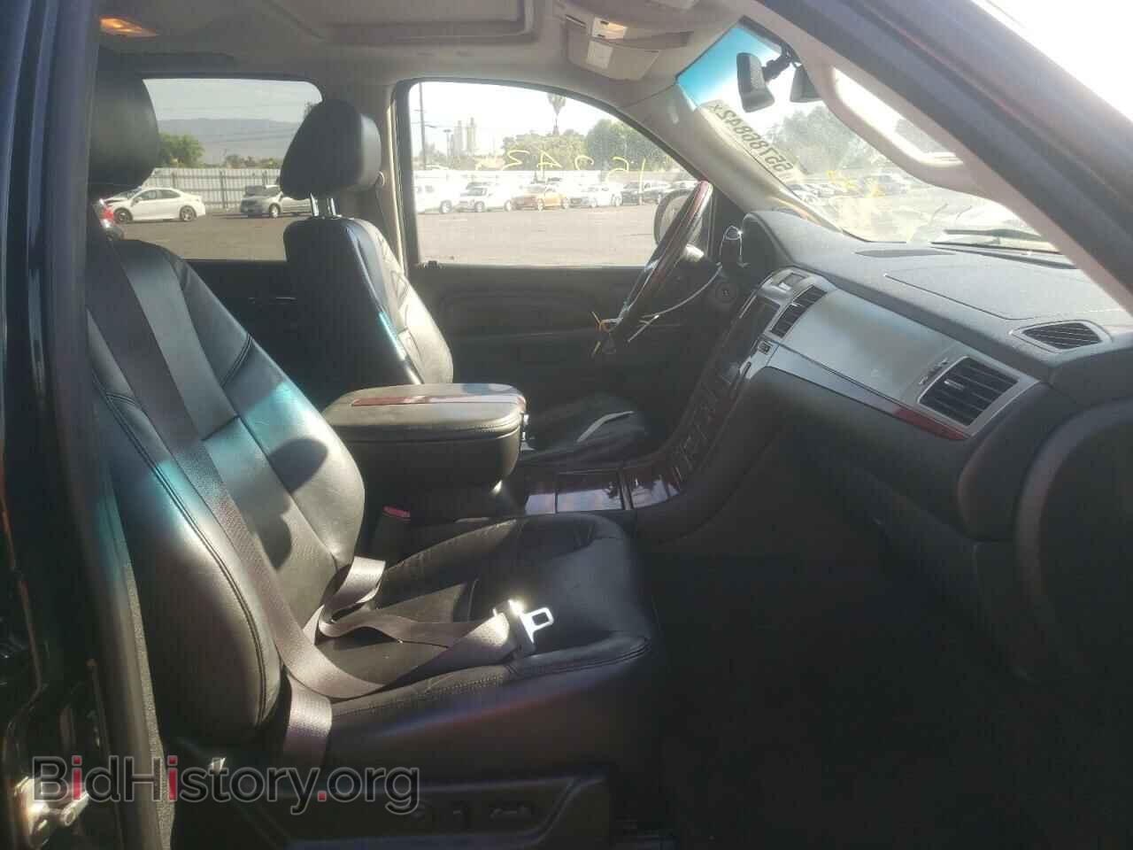 2011 CADILLAC ESCALADE - VIN: 1GYS3BEF5BR192212 - Фото 5