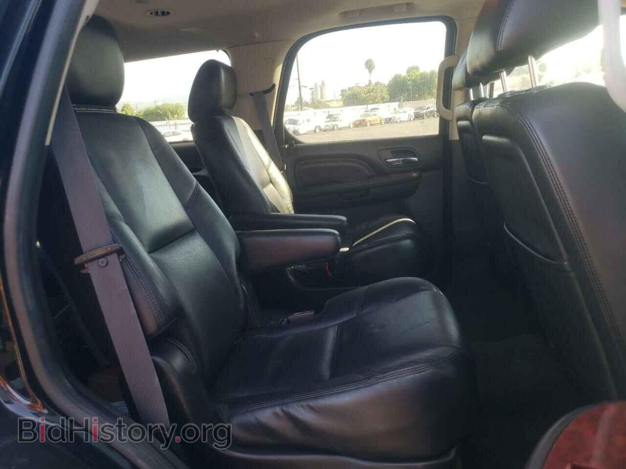 2011 CADILLAC ESCALADE - VIN: 1GYS3BEF5BR192212 - Фото 6