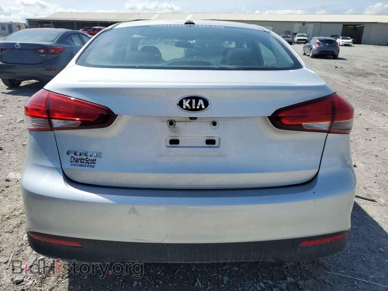 2017 KIA FORTE - VIN: 3KPFL4A78HE094202 - Photo 6