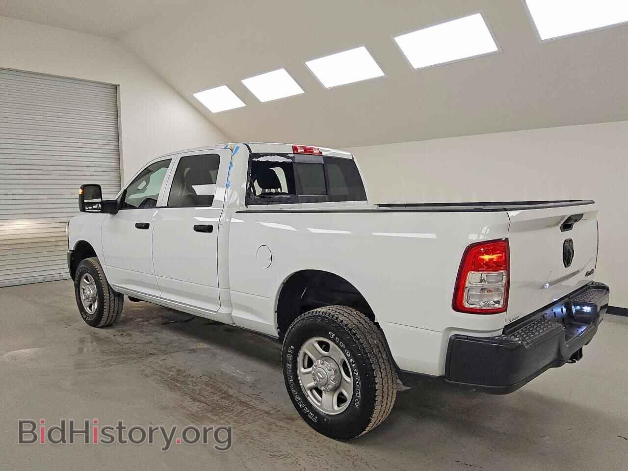 2024 RAM 2500 - VIN: 3C6UR5CJ4RG356864 - Фото 2